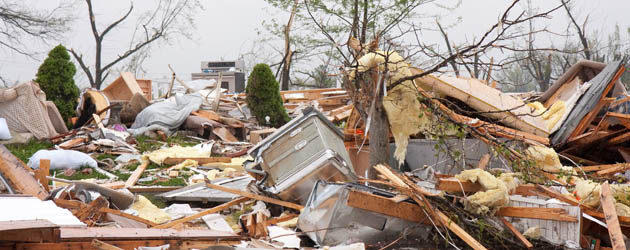 Good Friday tornado slams St. Louis communities