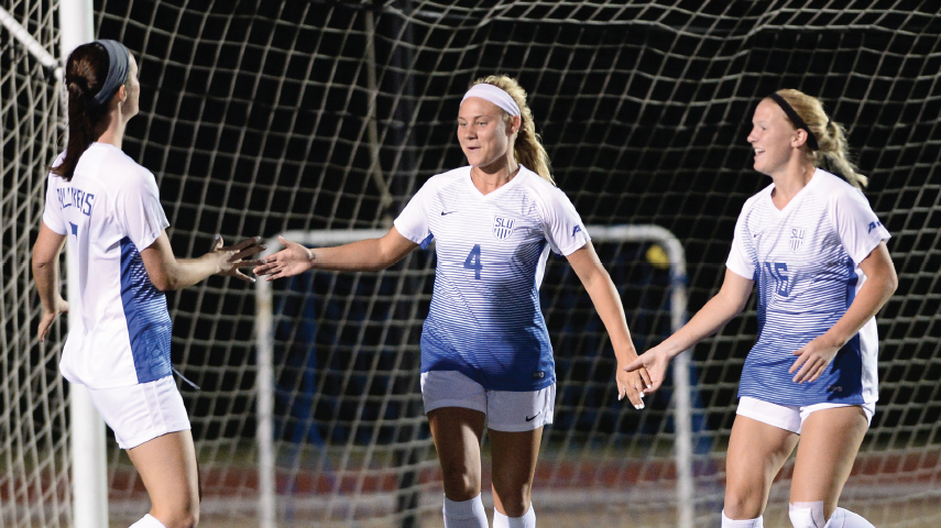 Womens Soccer kicks off season with record-setting performances by athletes