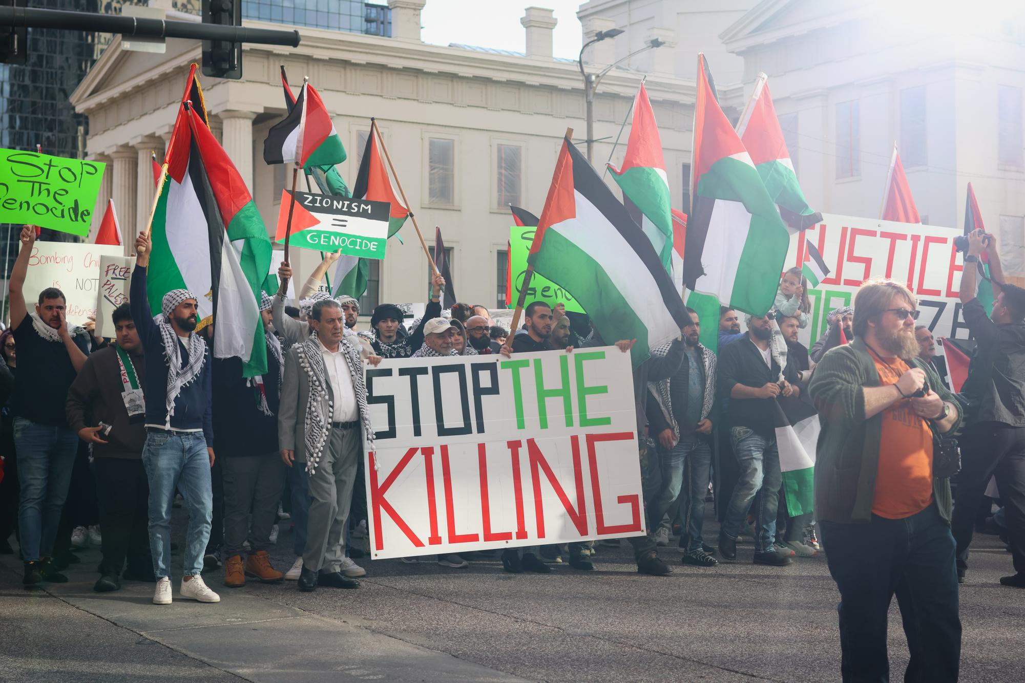 Thousands Attend Pro-palestinian Protest In St. Louis – The University News