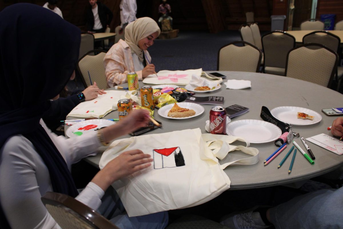 Students decorate tote bags and canvases during the Middle Eastern Student Association's craft night on Oct. 10, 2024.