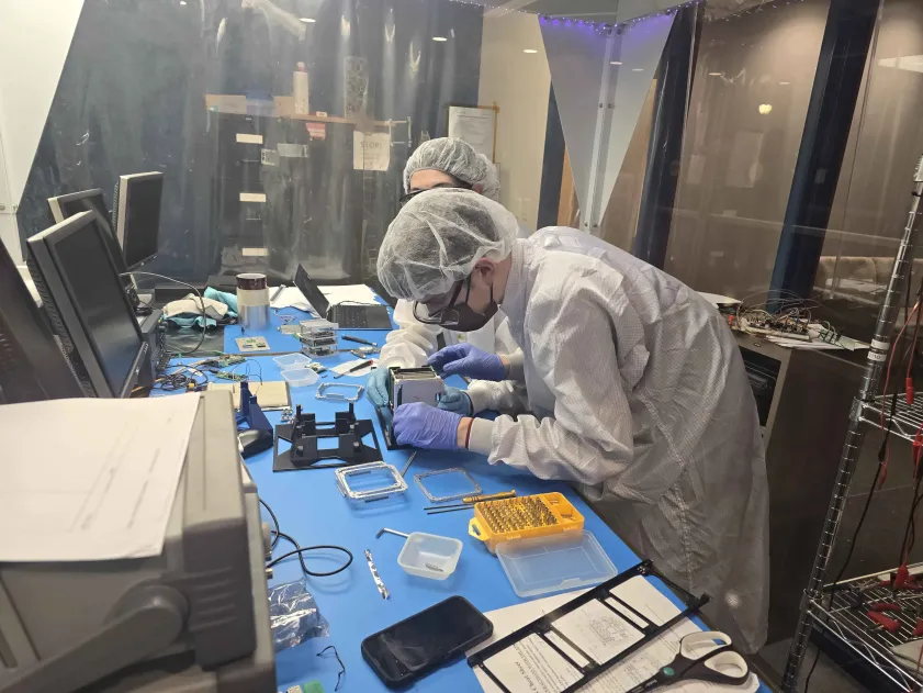 DARLA chief engineer Nathan Brubaker performs a practice assembly run in the cleanroom of Saint Louis University’s McDonnell Douglas Hall on Sept. 10,
2024.