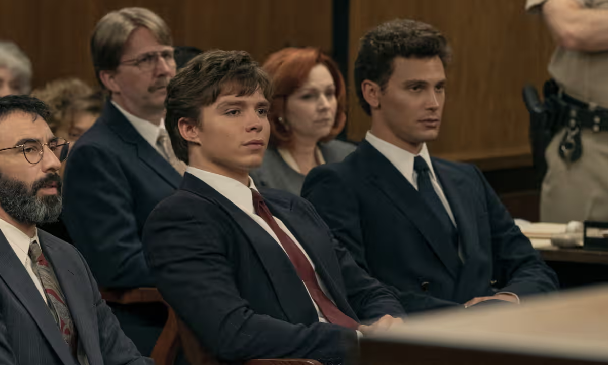 Nicholas Alexander-Chavez (left) and Cooper Koch (right) play the Menendez Brothers in their pre-trial hearing in 1990. Image from "The Guardian," 2024.