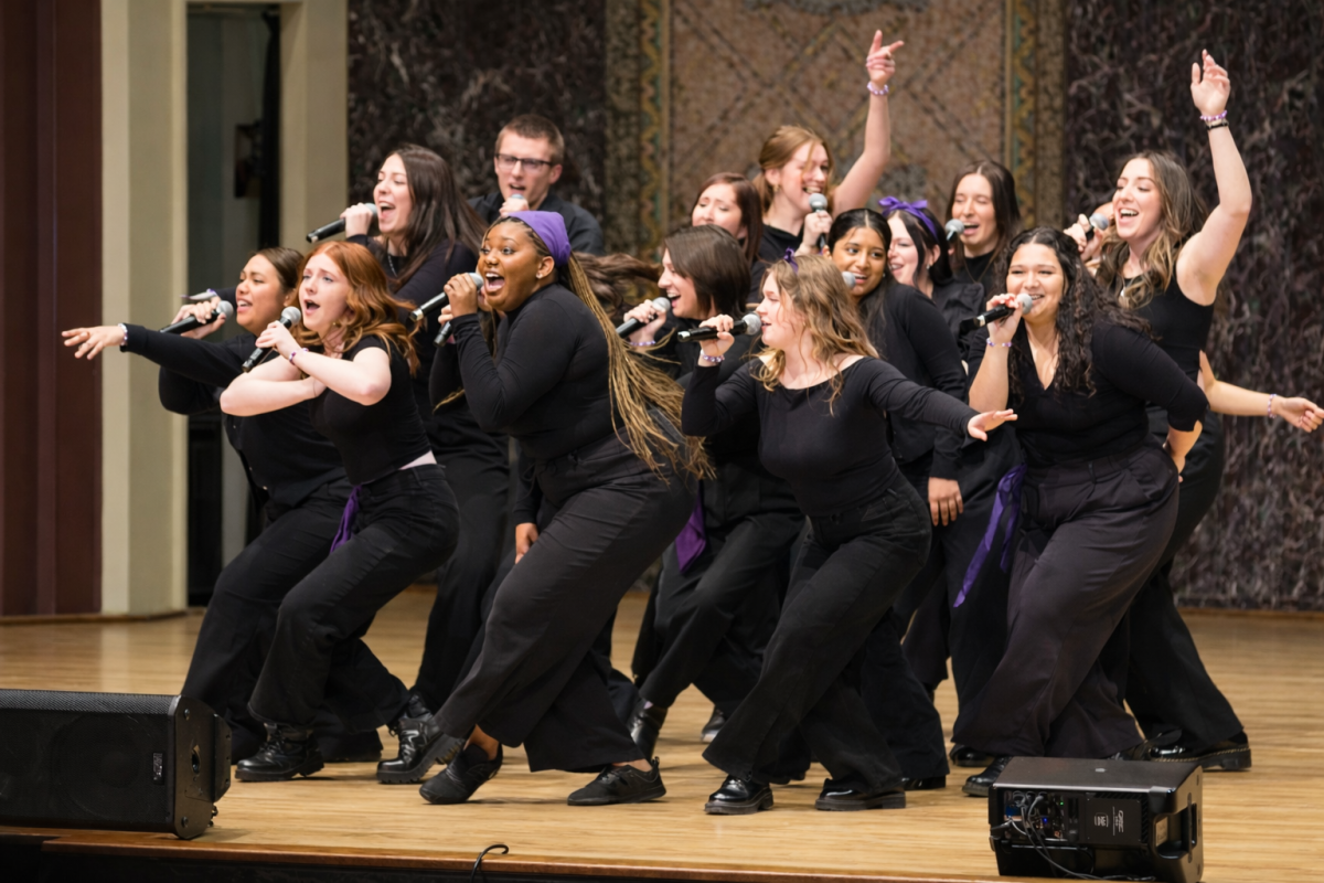 SLU Decadence performing at the ICCA Midwest Quarterfinals at Washington University on January 31st.